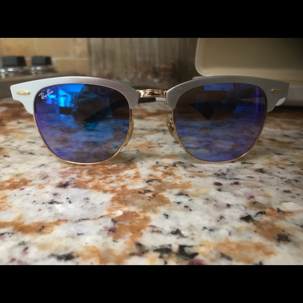 Ray ban sunglasses! Like brand new. Barely worn!